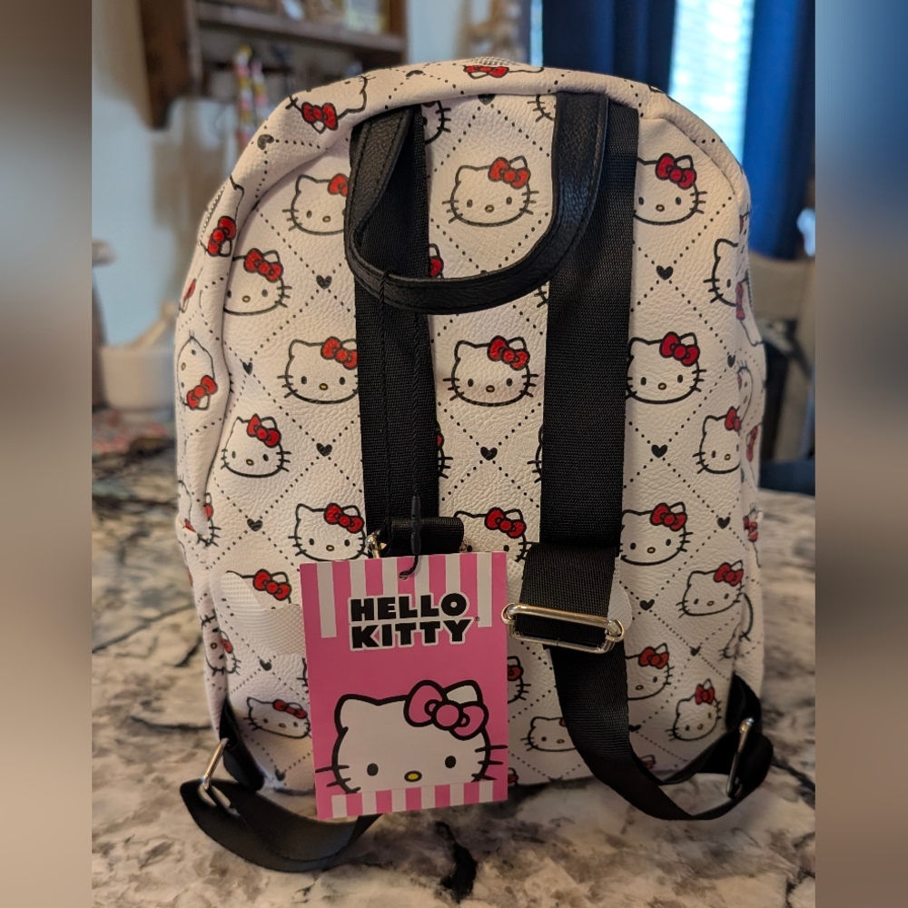 🆕 Hello Kitty Red Bow Backpack 🎒 - Picture 4 of 7